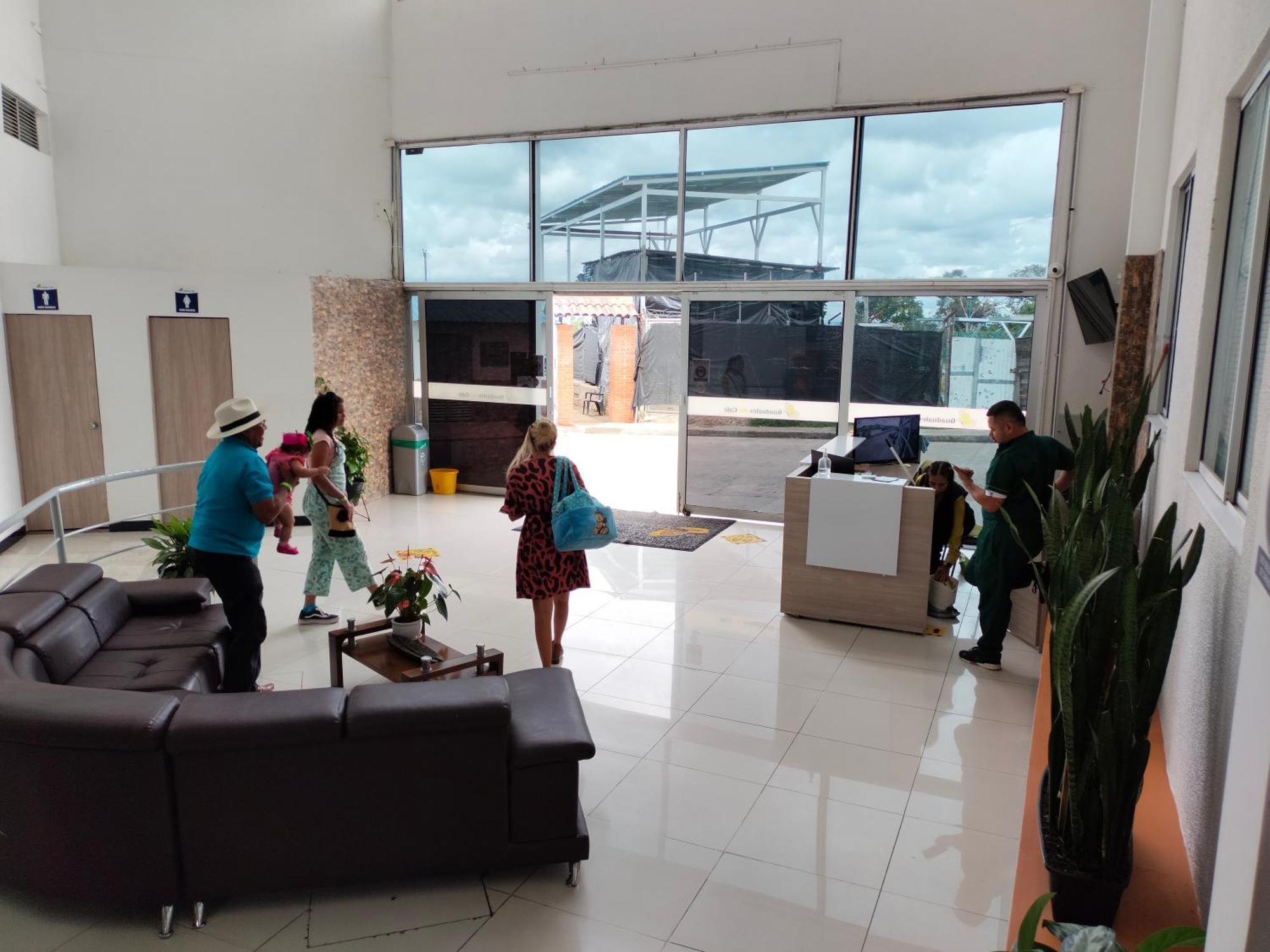 Apartamento Cerca Parque Del Cafe Con Piscina มอนเตเนโกร ภายนอก รูปภาพ